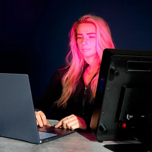 CELLER8 Desktop Red Light Panel